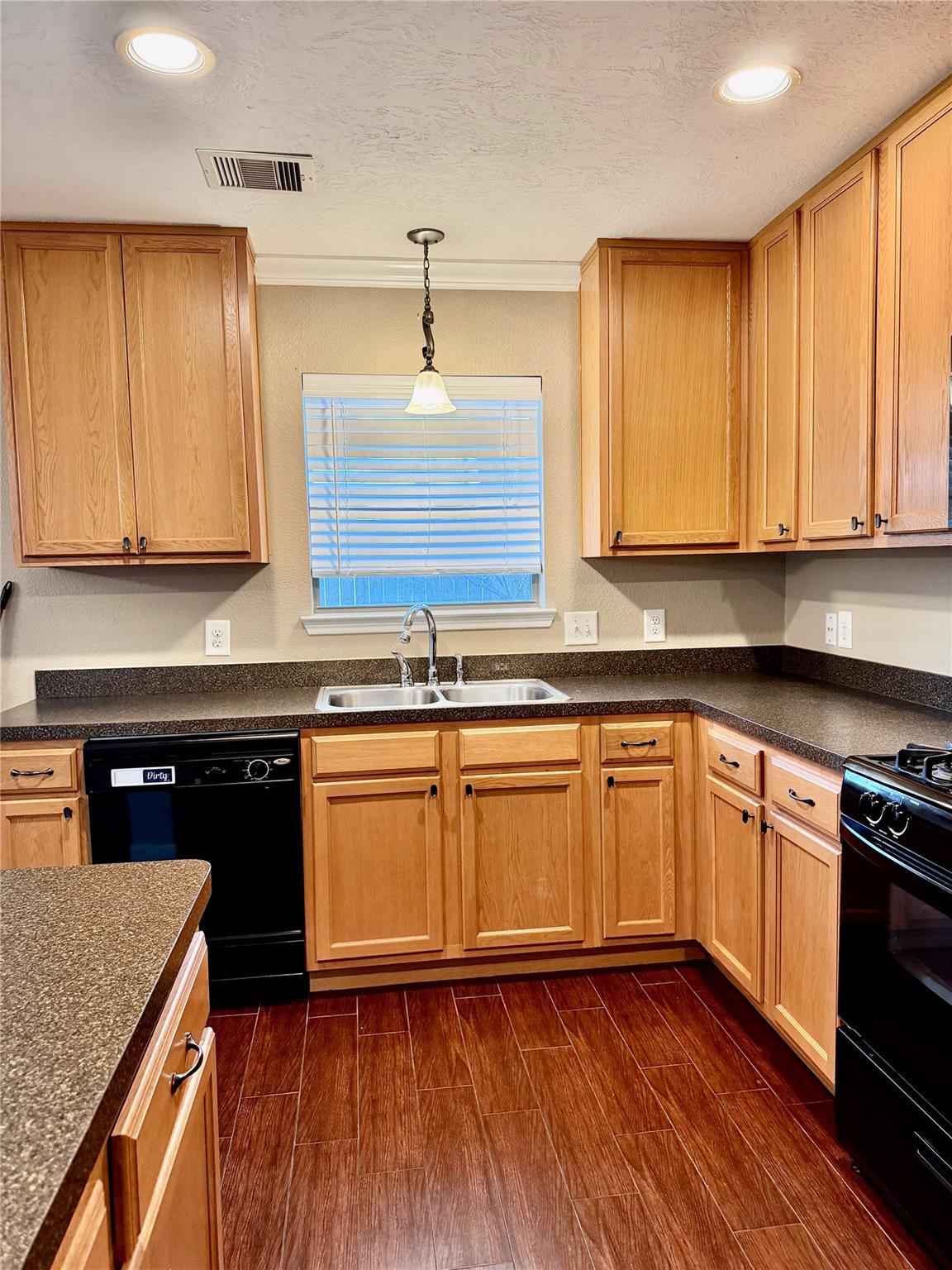 16010 Limestone Lake Drive