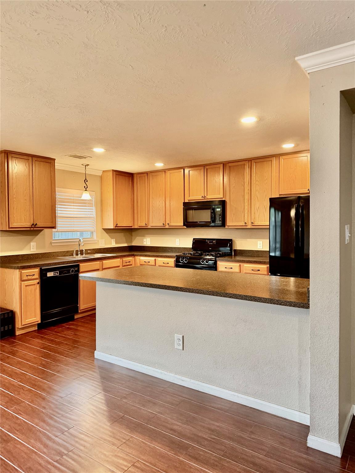 16010 Limestone Lake Drive
