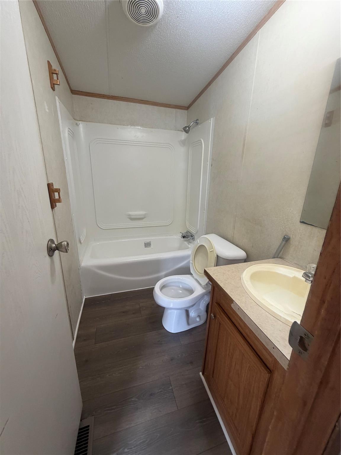 601 Clear Lake Road B
