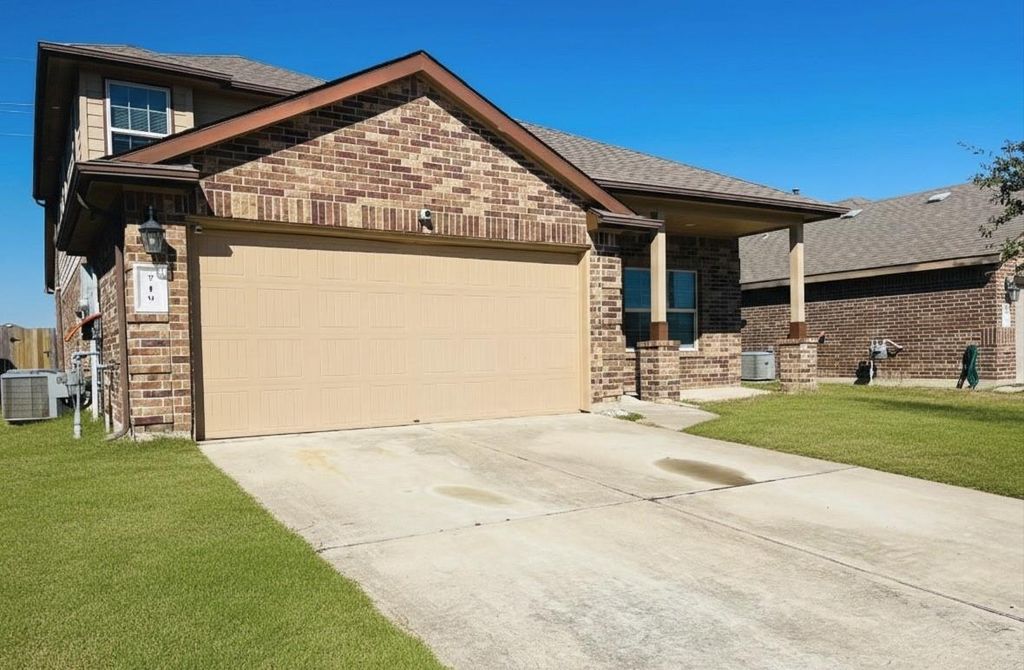 Photo of 719 Ashley Falls Lane, Rosharon, TX 77583 (MLS # 45090054)