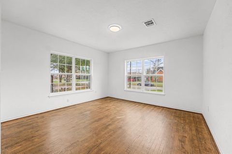 Tiny photo for 511 Joyce Street, Houston, TX 77009 (MLS # 92435412)