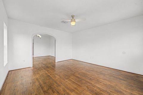 Tiny photo for 511 Joyce Street, Houston, TX 77009 (MLS # 92435412)