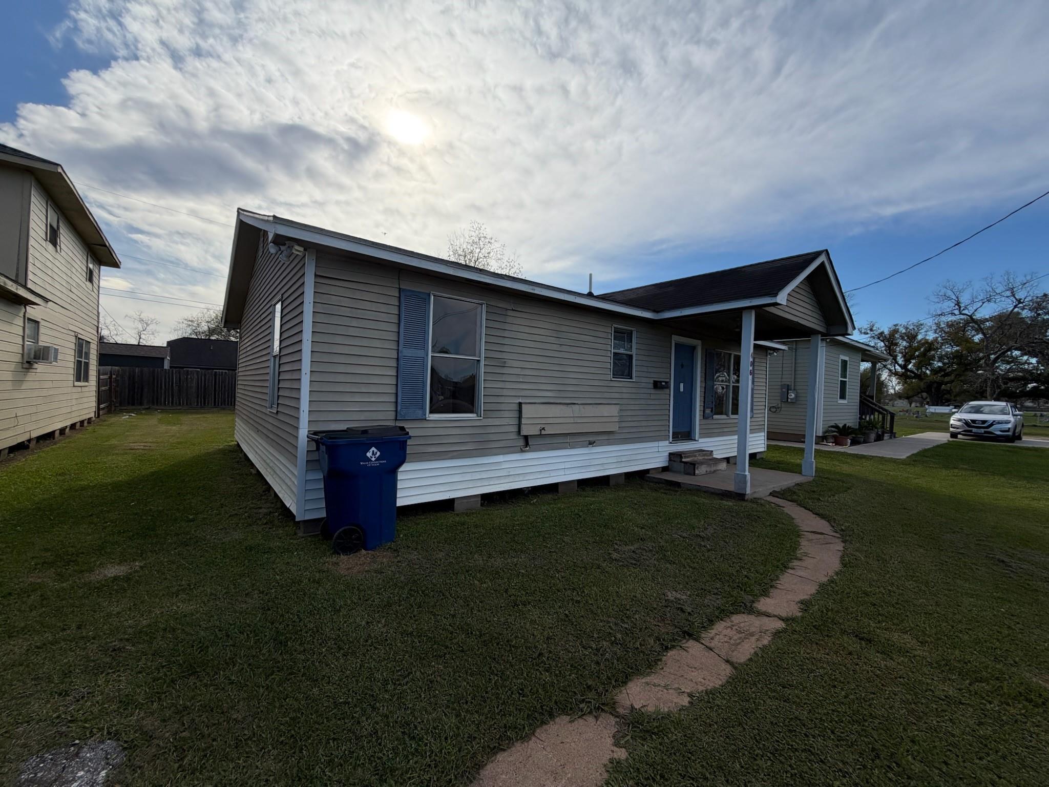406 Snow Drive