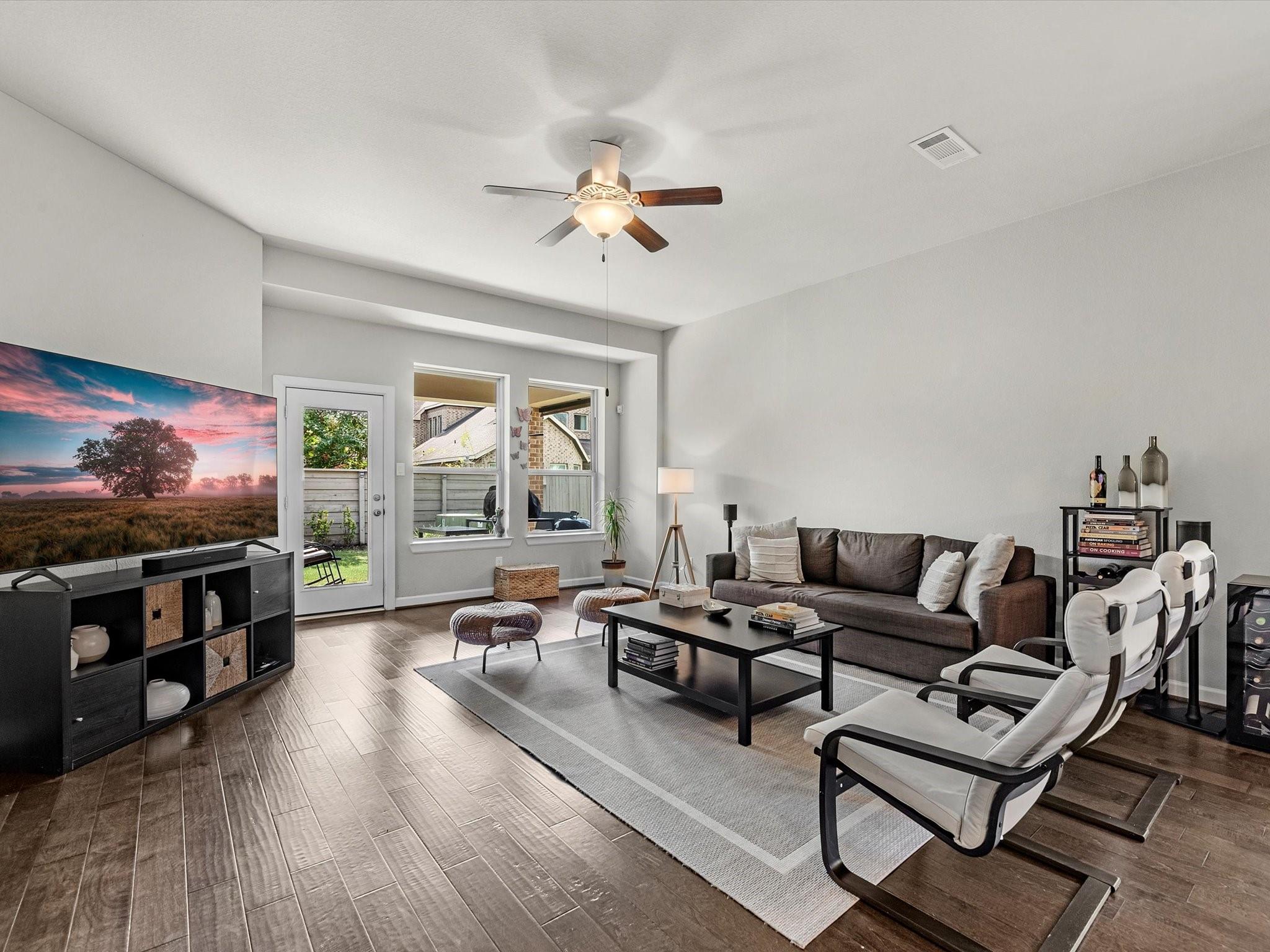 2518 Deerwood Heights Lane