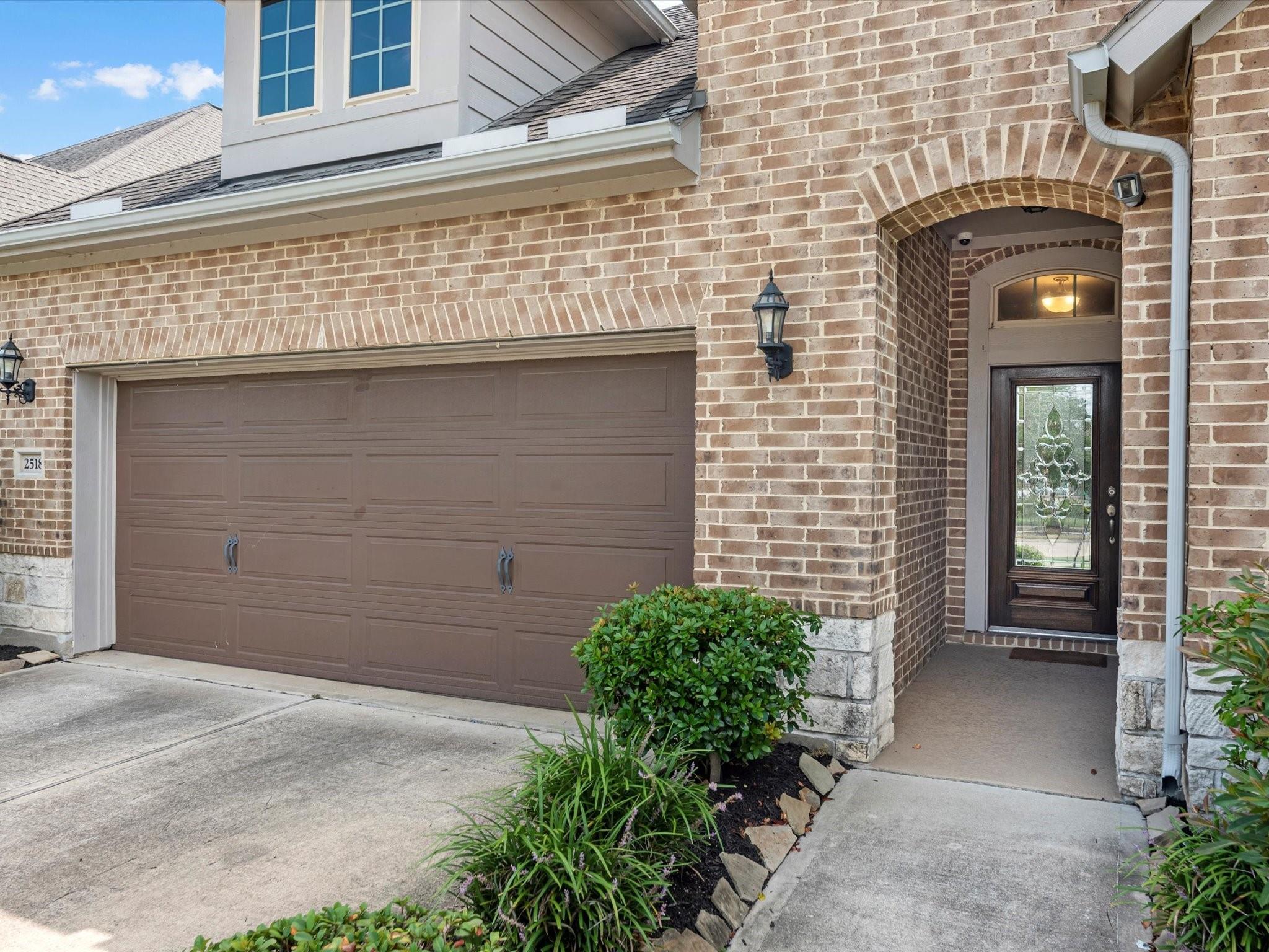 2518 Deerwood Heights Lane