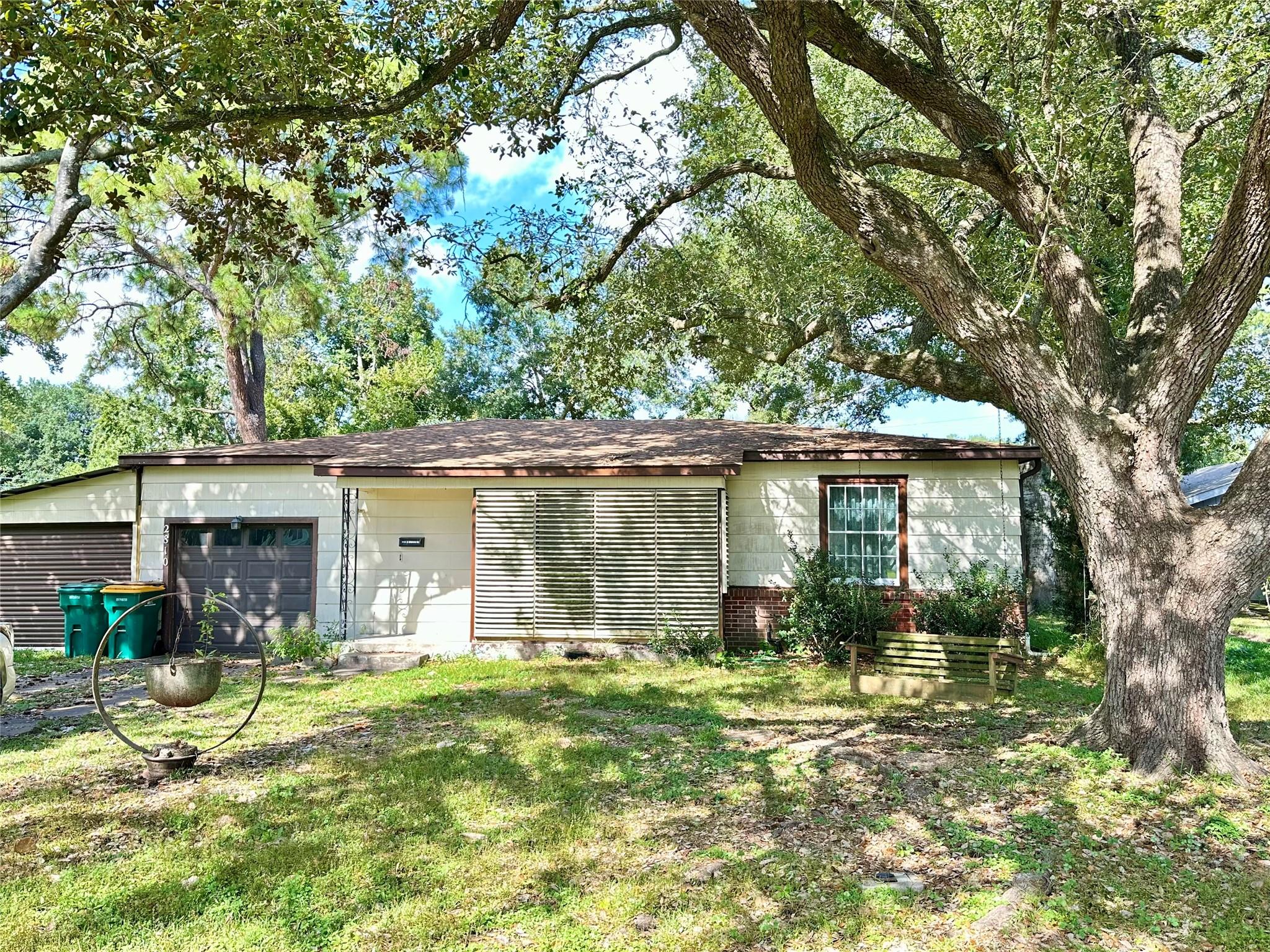 2810 N Houston Drive