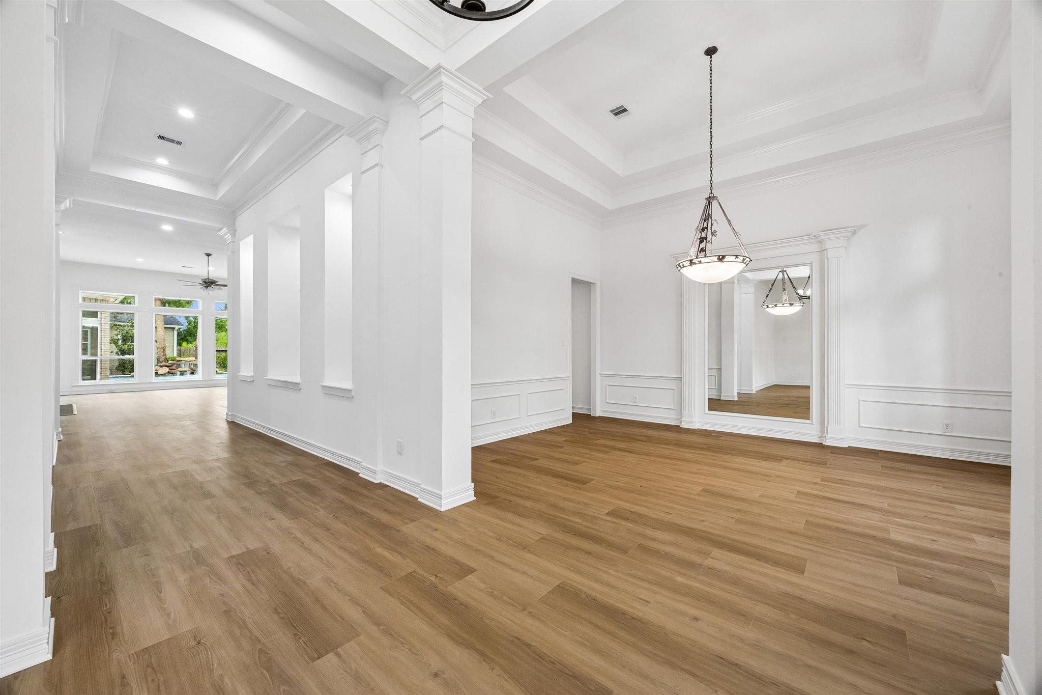 7503 Northwoods Drive