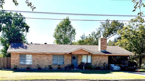 Photo of 817 N Harris Street, Giddings, TX 78942 (MLS # 22714639)