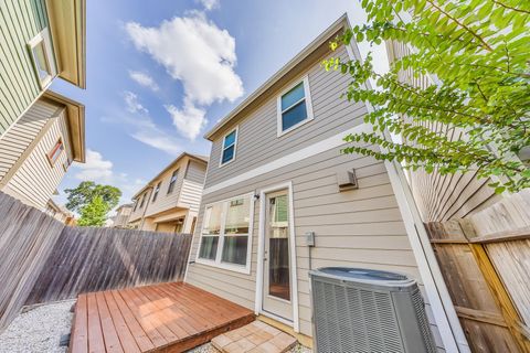 Tiny photo for 1405 Nashua Street, Houston, TX 77008 (MLS # 61726583)