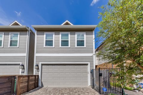 Photo of 1405 Nashua Street, Houston, TX 77008 (MLS # 61726583)