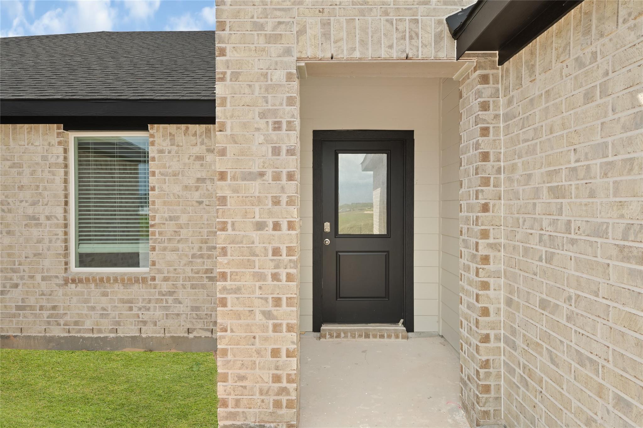 6611 Kingfisher Lane