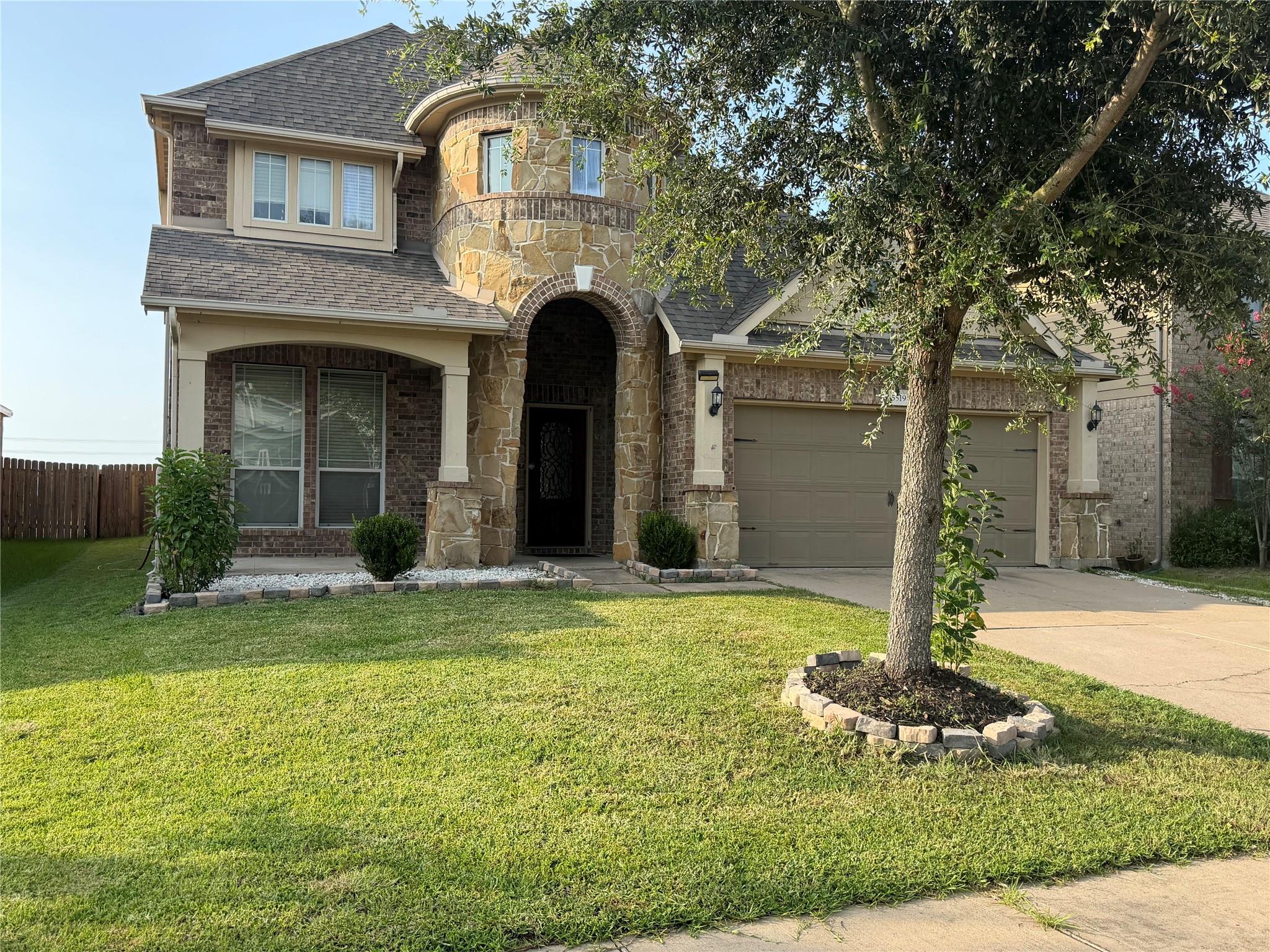 5519 Jay Thrush Drive