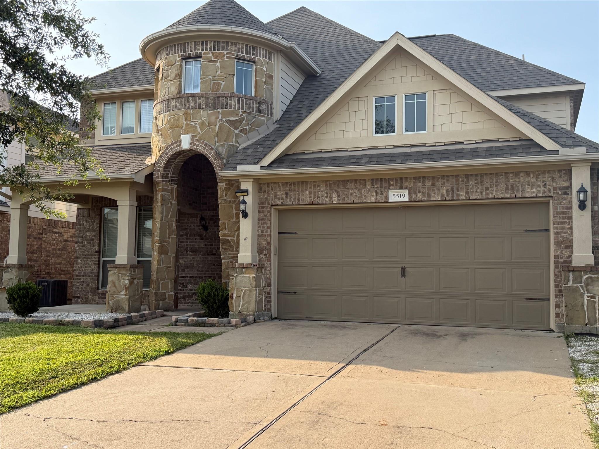 5519 Jay Thrush Drive