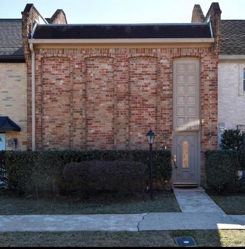 Photo of 4523 Acacia Street, Bellaire, TX 77401 (MLS # 82617323)