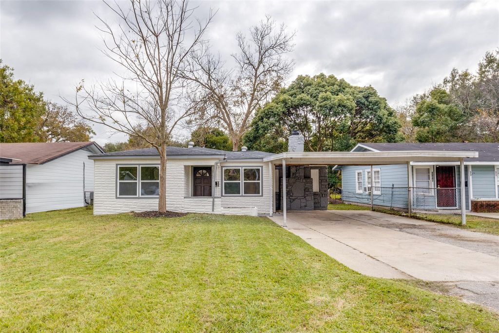Photo of 2545 Jackson Street, La Marque, TX 77568 (MLS # 97012313)