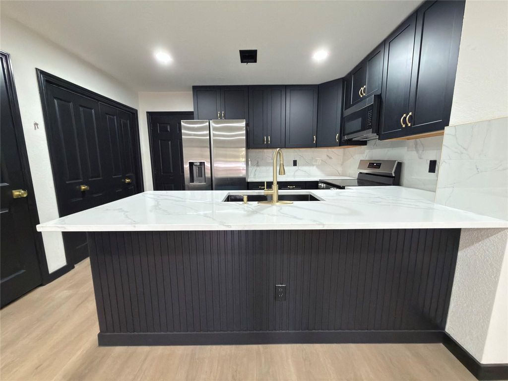 Photo of 16800 Sugar Pine Drive #F43, Houston, TX 77090 (MLS # 82739449)