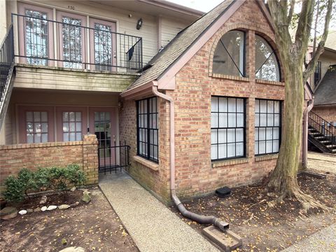 16800 Sugar Pine Drive F43 Houston TX 77090