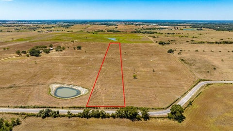Photo of 4 County Road 258, Moulton, TX 77975 (MLS # 66212913)