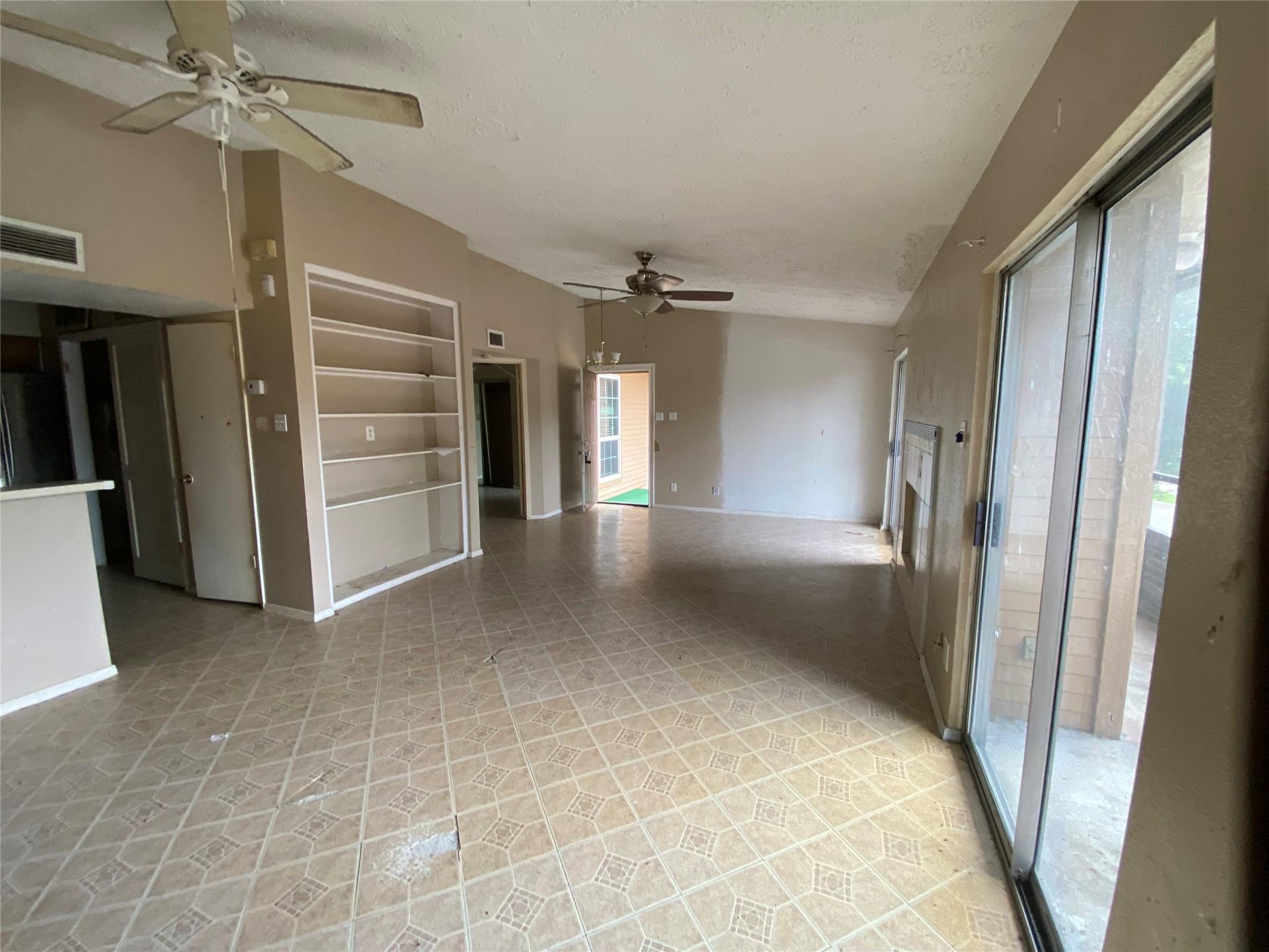 10555 Turtlewood Court 2703