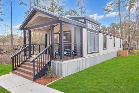 Photo of 15678 Aspen Drive, Montgomery, TX 77356 (MLS # 6279668)