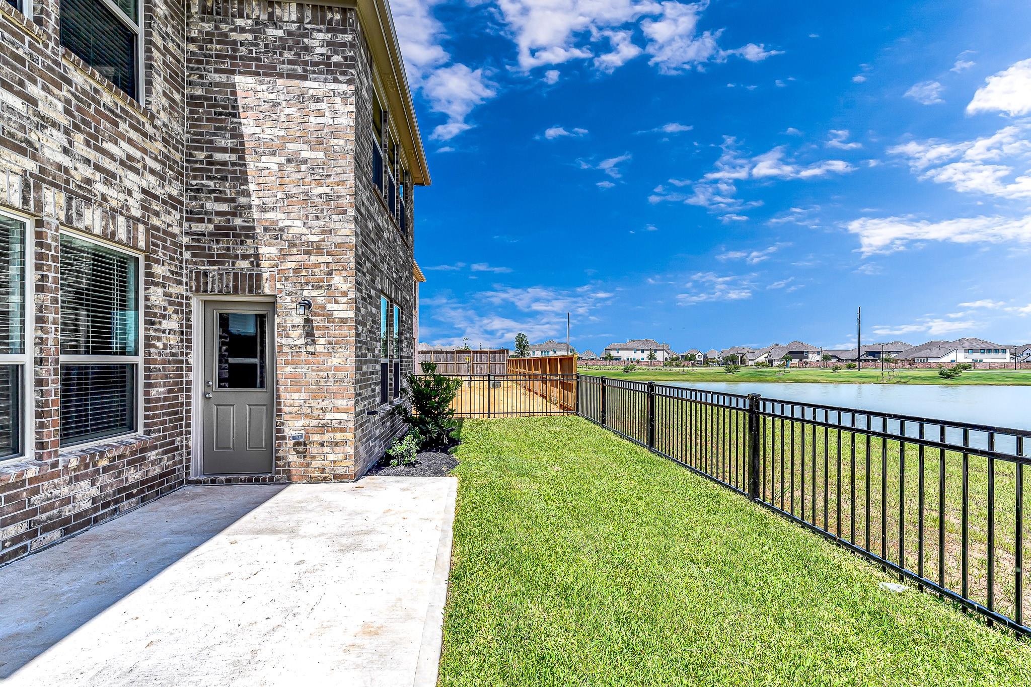 1029 Laguna Cove Drive