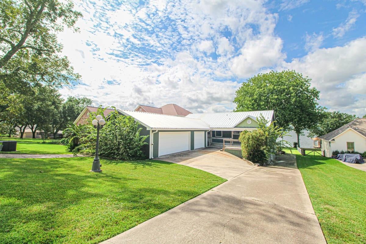 293 Mallard Point