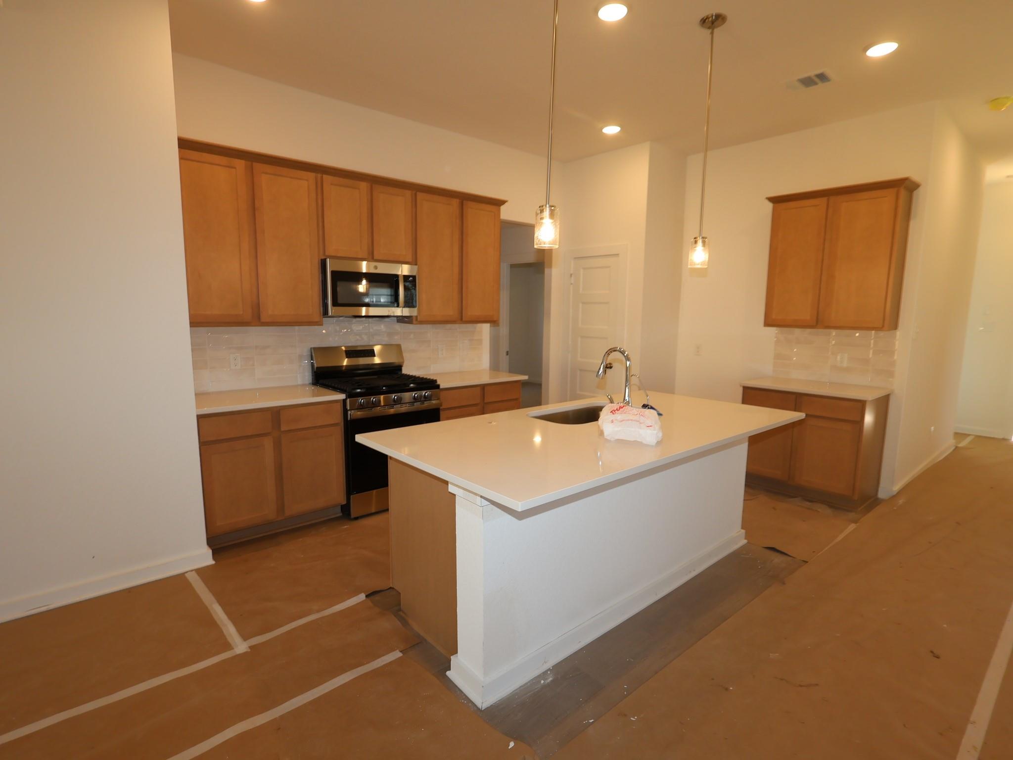 1738 West Stroker Road