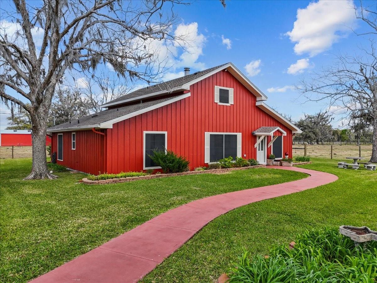 8960 County Road 505