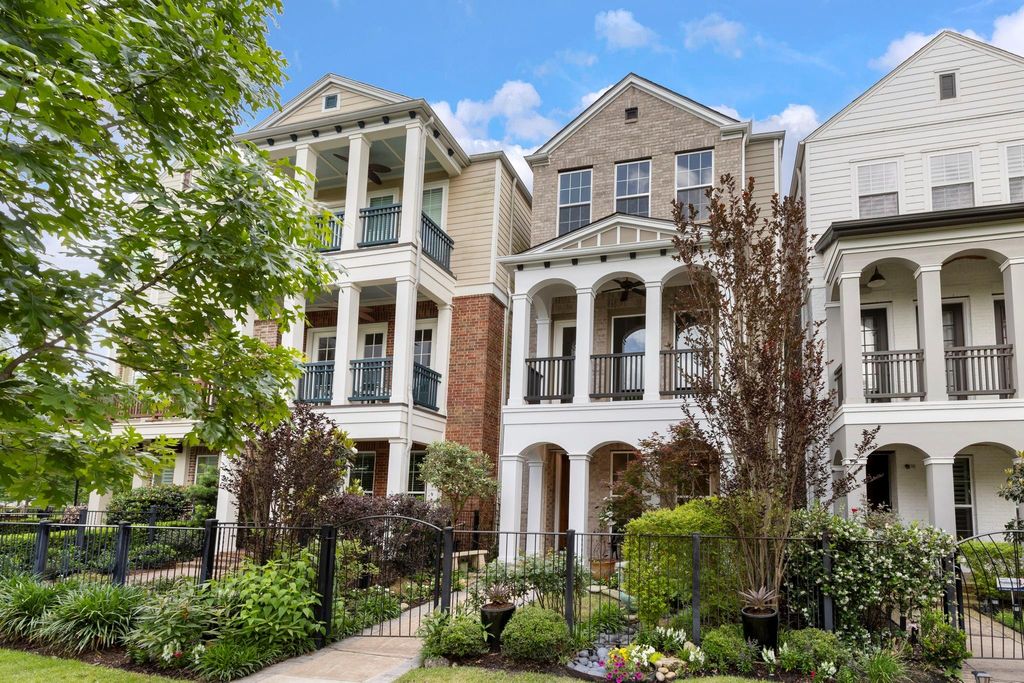 Photo of 262 Breezy Way, The Woodlands, TX 77380 (MLS # 18631061)