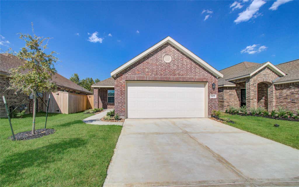 Photo of 24035 Priano Forest Dr Dr, New Caney, TX 77357 (MLS # 81097428)