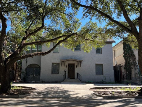 Homes For Rent - 1911 Bissonnet Street<br/> Houston, TX 77005