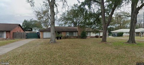 Photo of 5504 Valerie Street, Houston, TX 77081 (MLS # 12193321)