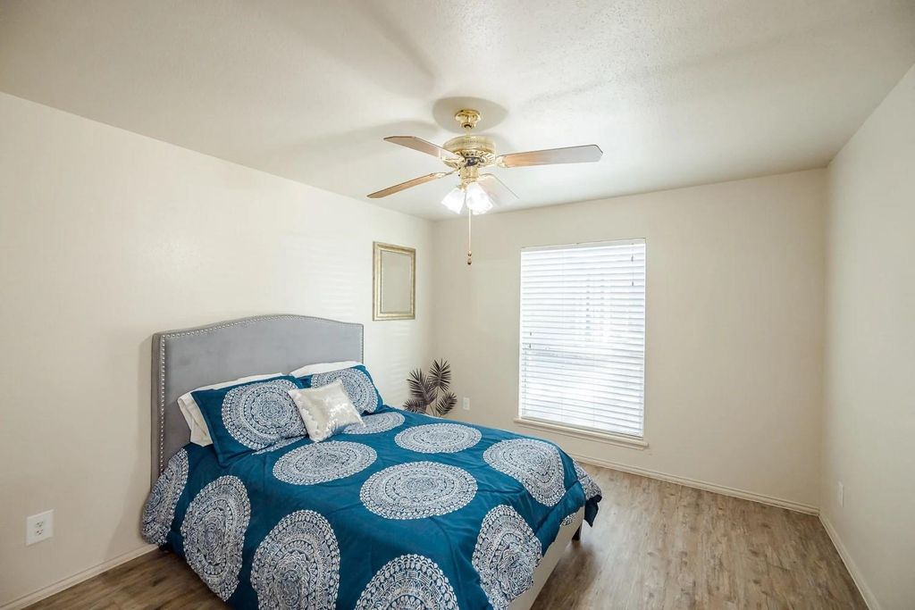 Photo of 10401 Lamar Boulevard N #C204, Austin, TX 78753 (MLS # 37174334)