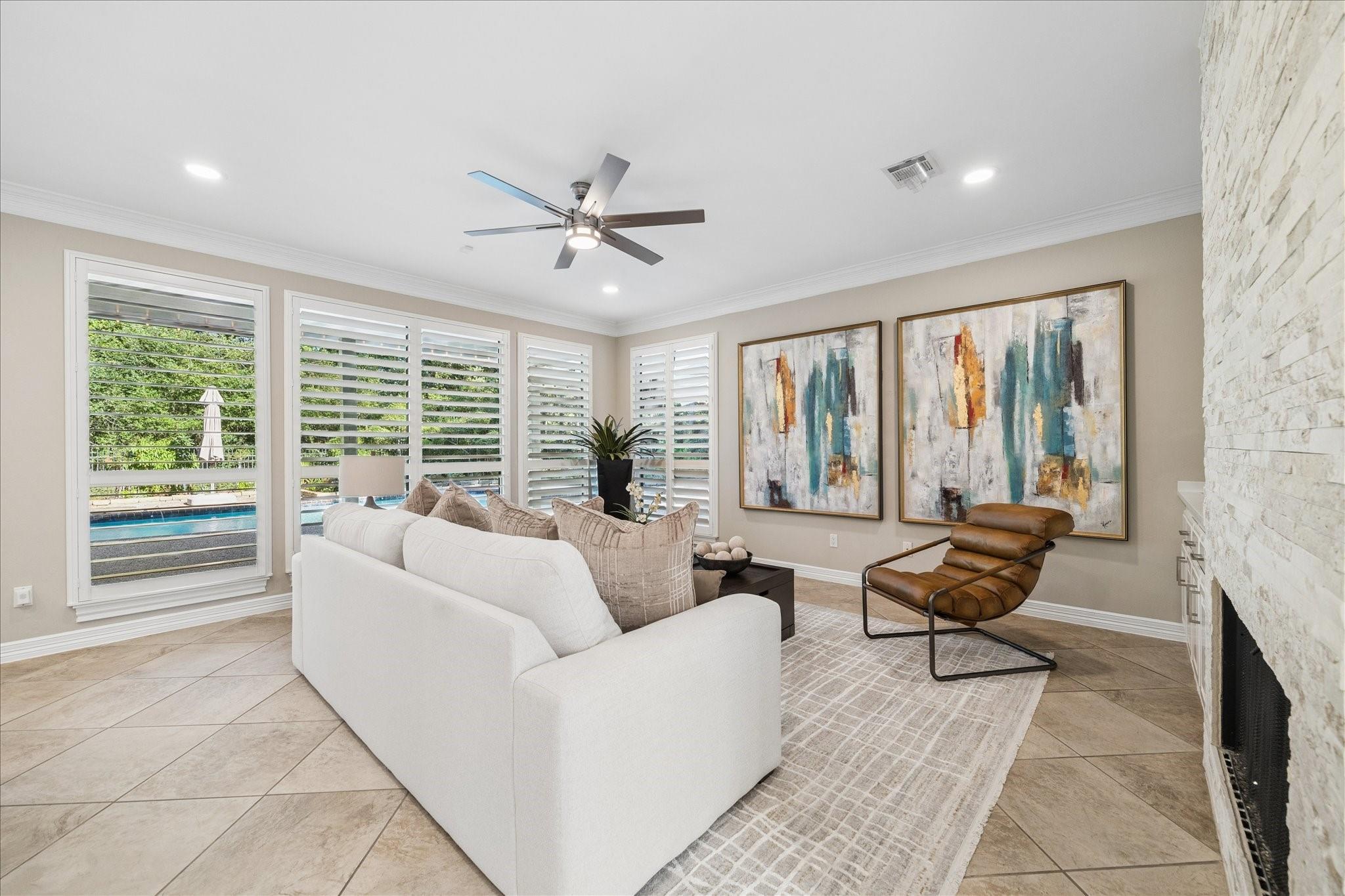 4 E Eden Elm Circle