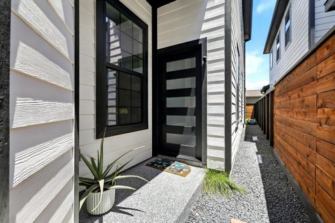 Tiny photo for 5209 Canal Street, Houston, TX 77011 (MLS # 86793847)