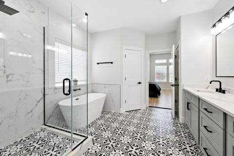 Tiny photo for 5209 Canal Street, Houston, TX 77011 (MLS # 86793847)