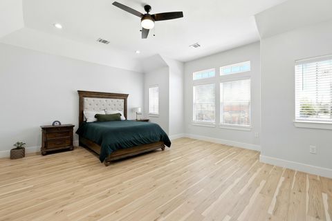 Tiny photo for 5209 Canal Street, Houston, TX 77011 (MLS # 86793847)