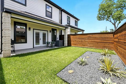 Tiny photo for 5209 Canal Street, Houston, TX 77011 (MLS # 86793847)