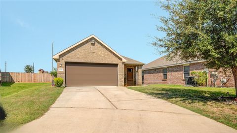 Photo of 10911 Camarillo Court, Houston, TX 77088 (MLS # 81530601)
