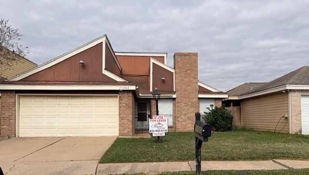 Photo of 11562 Willwood Drive, Houston, TX 77072 (MLS # 95678672)