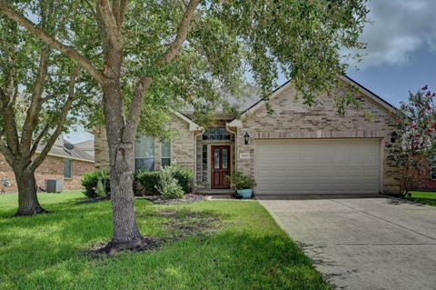 Photo of 2507 Winged Dove Drive, Galveston, TX 77573 (MLS # 20566041)