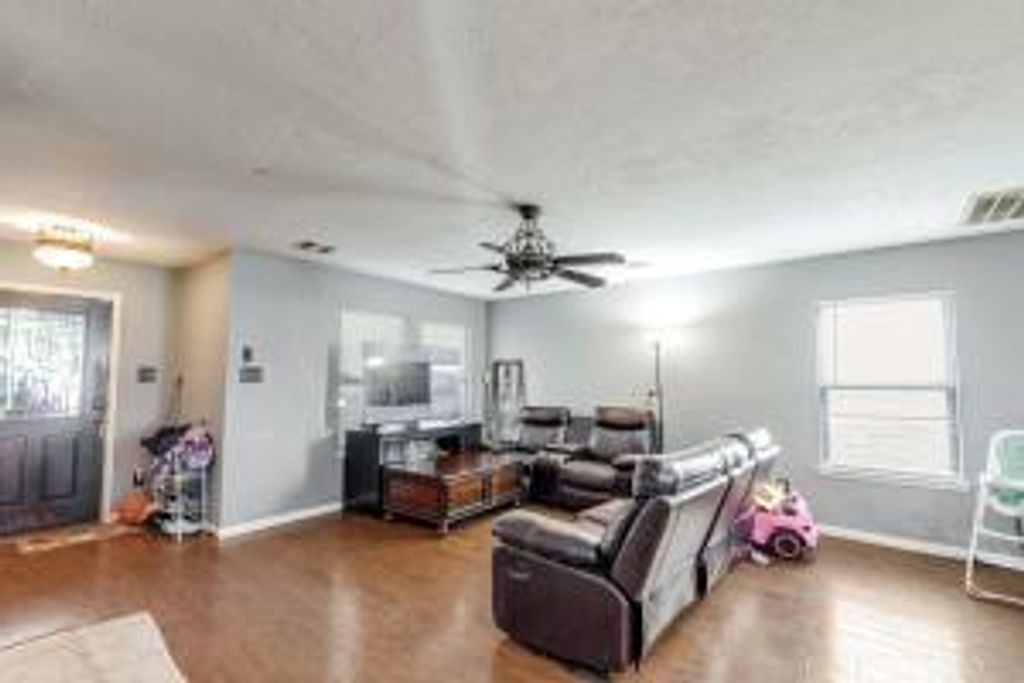 Photo of 19507 Remington Bend Drive, Houston, TX 77073 (MLS # 97550040)