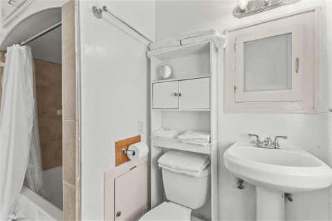 Photo of 2511 Whitney Street #B, Houston, TX 77006 (MLS # 85168255)