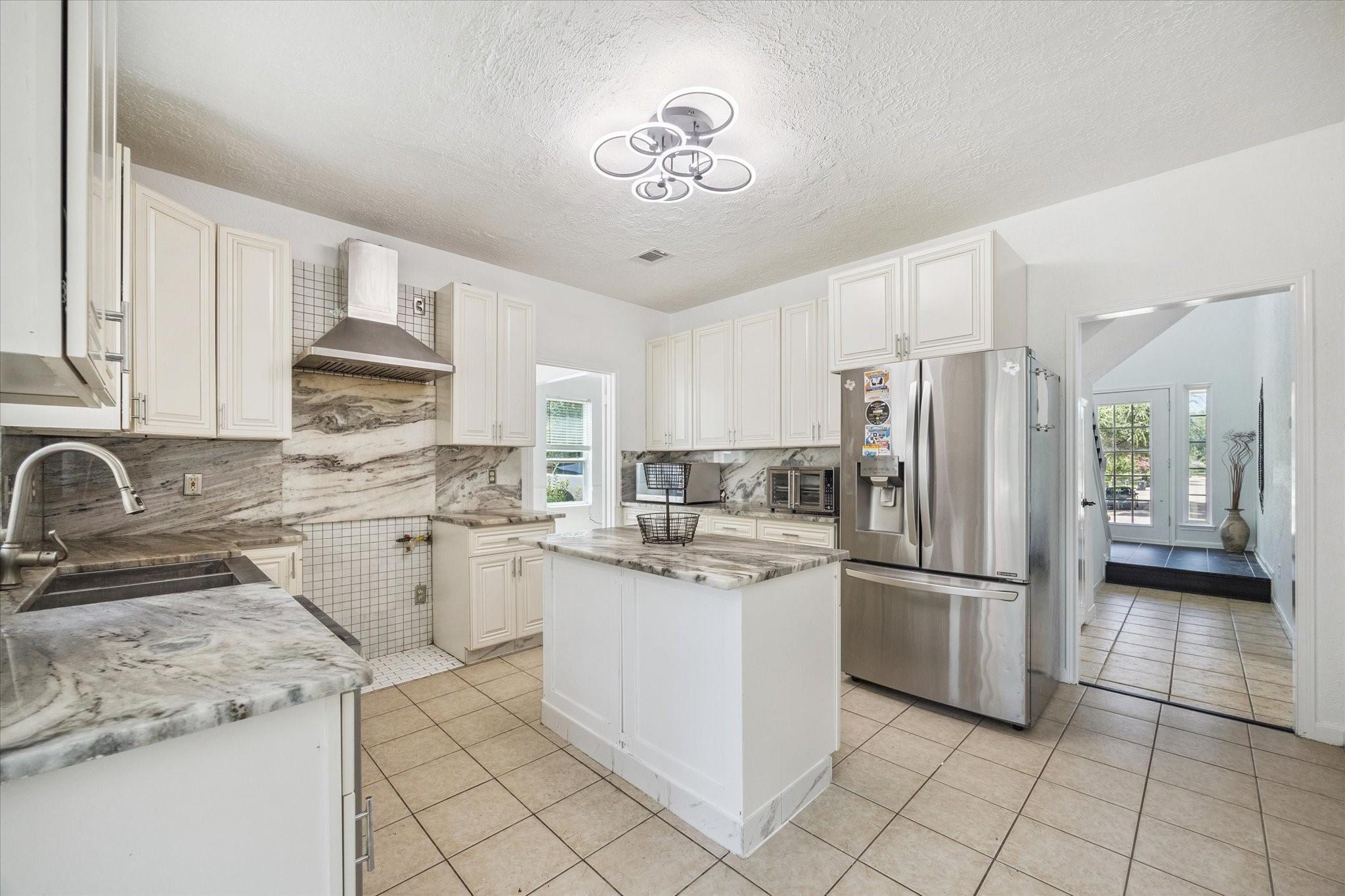 2503 Hodges Bend Circle
