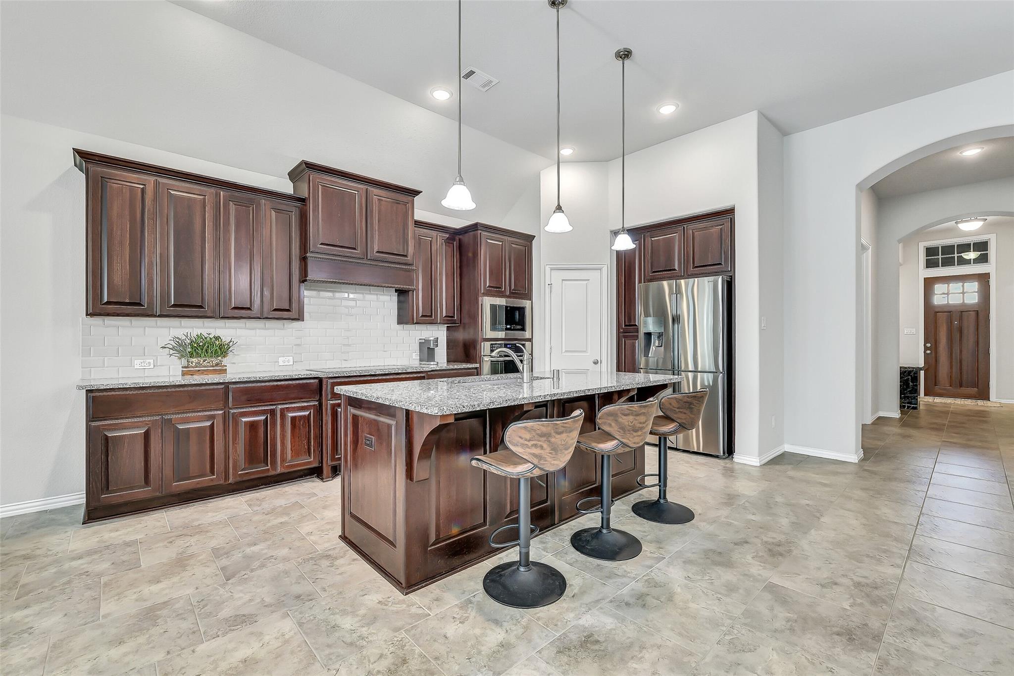 4319 Willow Crest Lane