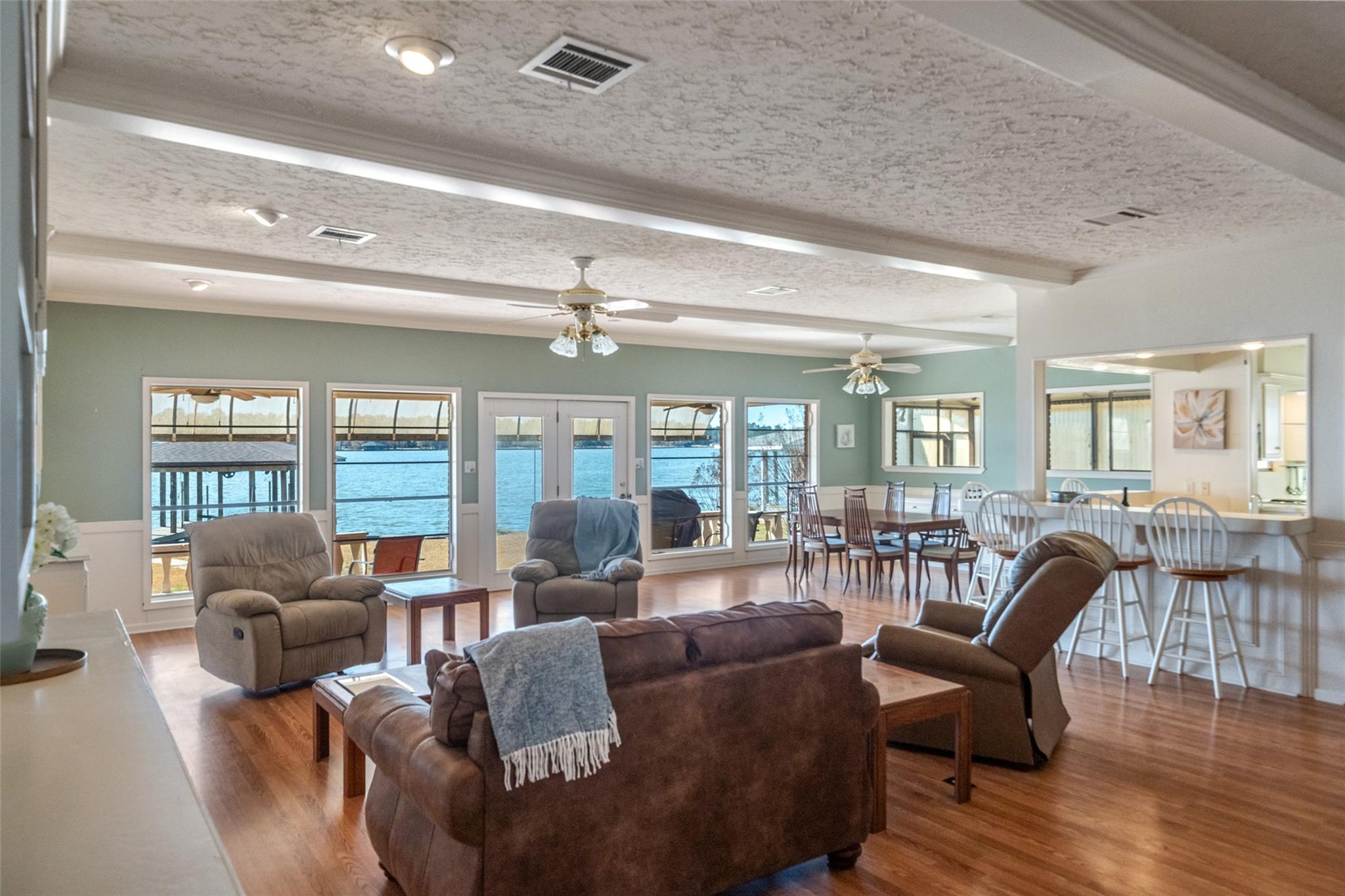 14232 Lakepoint Drive