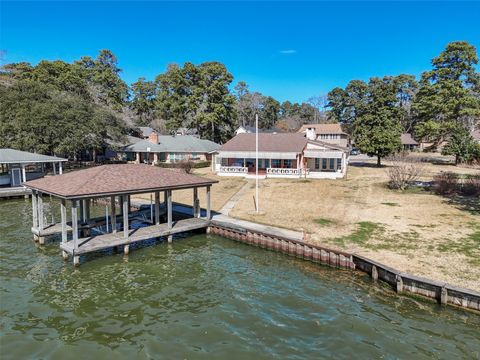 14232 Lakepoint Drive Willis TX 77318