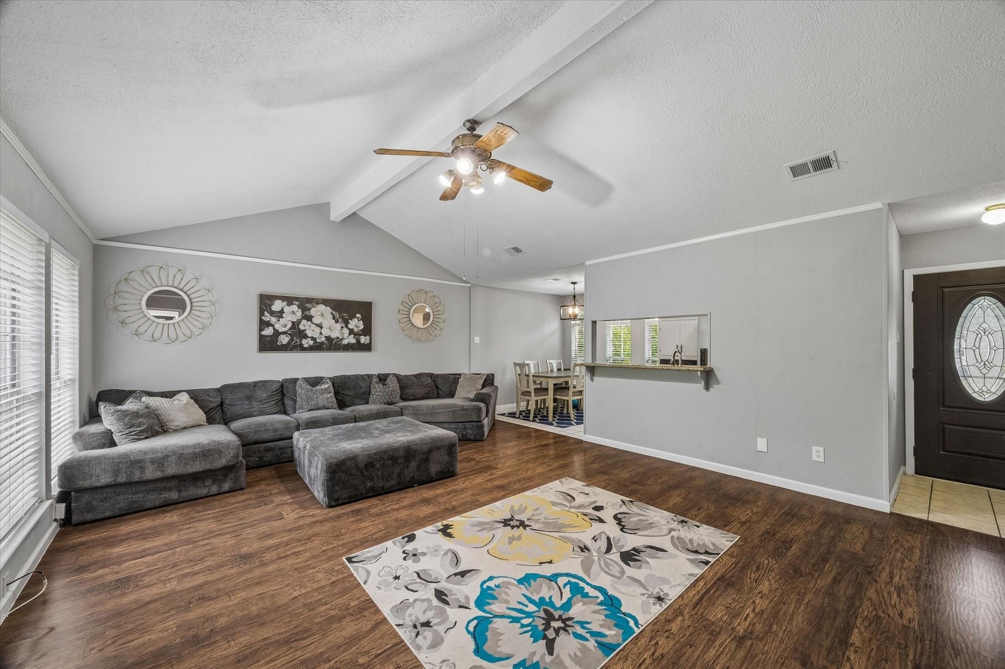 2011 Victoria Court