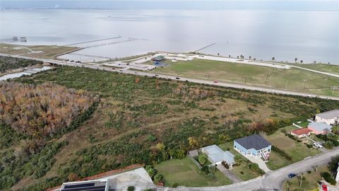 Vacant Land For Sale - 226 Debbie Lane<br/> San Leon, TX 77539