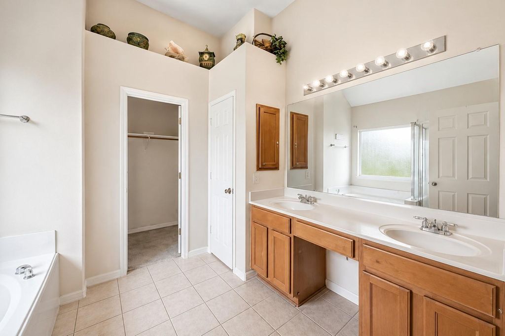 Photo of 6602 Surrey Meadow Court, Houston, TX 77049 (MLS # 59253088)